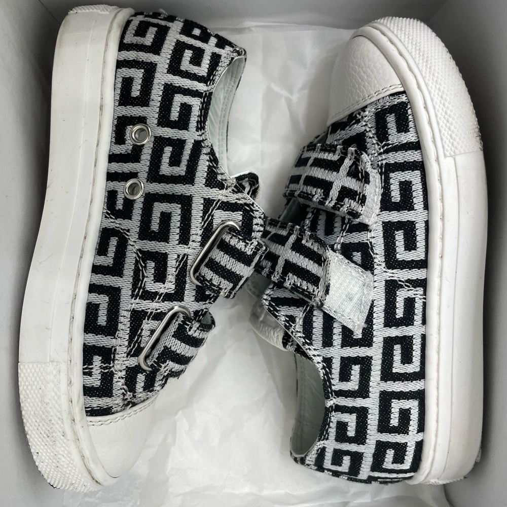 Givenchy kids sneakers